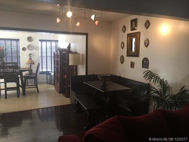 Foto del edificio - 4460 NE 17th Terrace