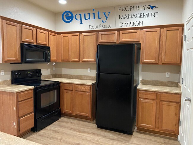 Building Photo - 13513 Mimosa Cir