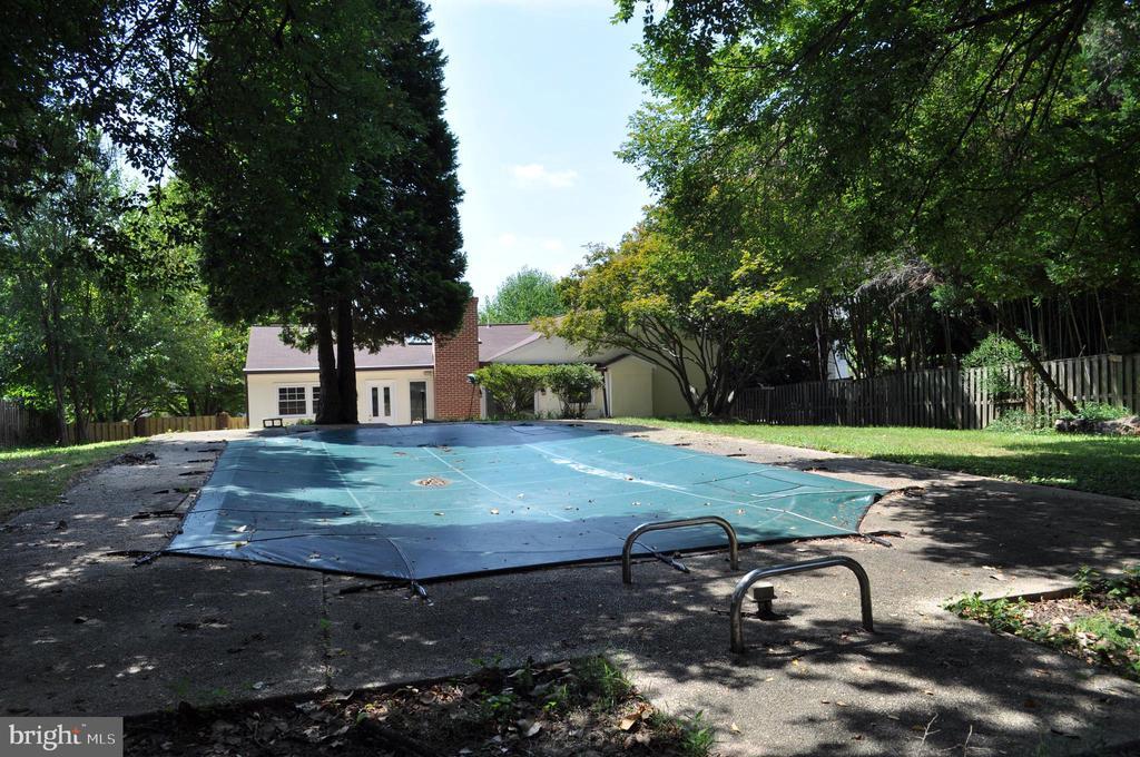 Primary Photo - 4302 Locust Ln