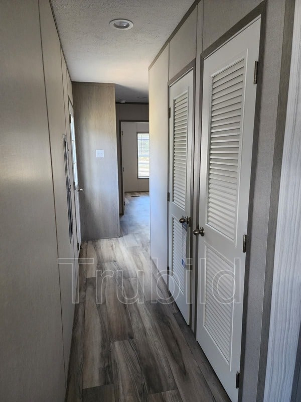 Building Photo - 4296 Line Ct
