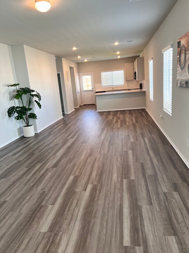 Foto del edificio - 13312 Underbank Rd