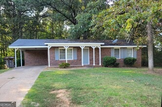 Building Photo - 487 Loganville Hwy