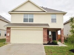 Building Photo - 3038 Junction Dr