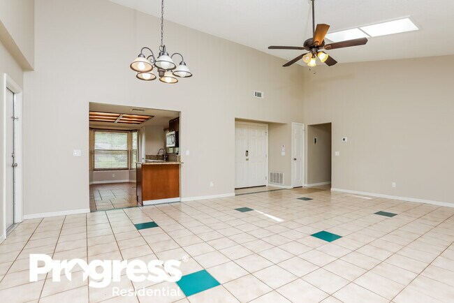 Building Photo - 8612 Villa Nova St