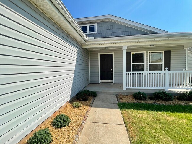 Building Photo - 1612 NW 150th Terrace
