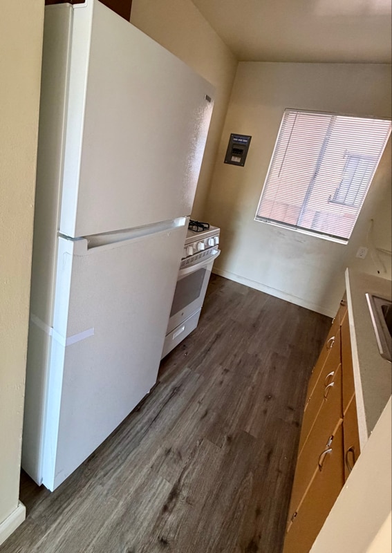 Building Photo - 8123 Otis St