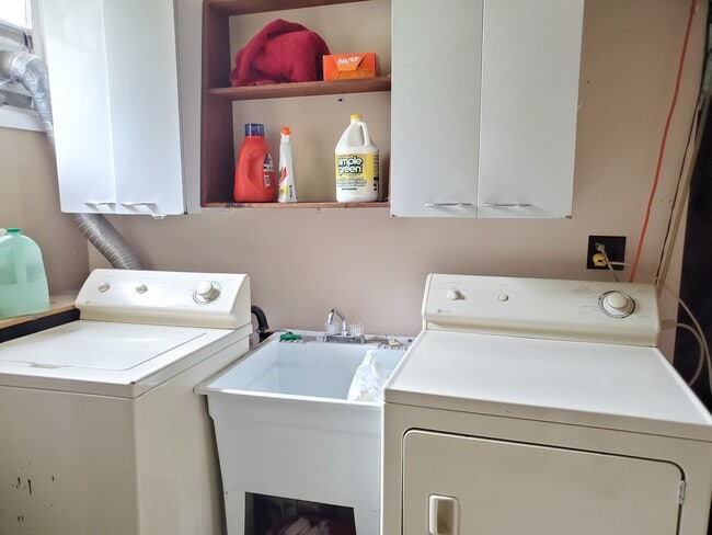 Foto del edificio - One Bedroom Apartment in the Heart of Down...