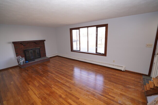 Building Photo - 30 Wiggin Ave