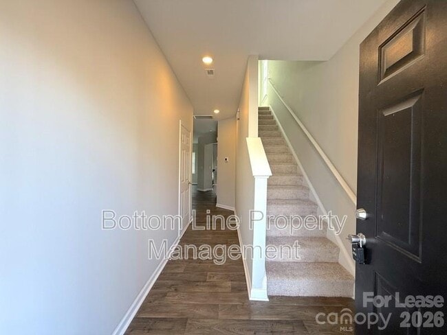 Building Photo - 6104 Guildford Hill Ln