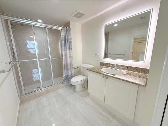 Foto del edificio - 19501 W Country Club Dr