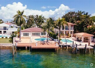 Building Photo - 72 S Hibiscus Dr