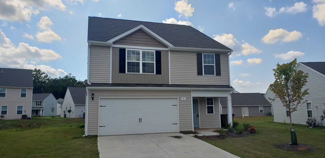 Primary Photo - 5 Hazelburn Ct