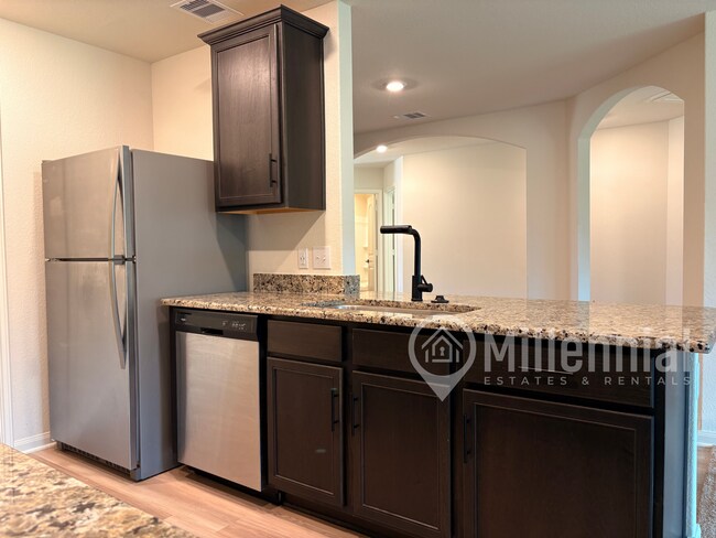 Building Photo - 24009 Wilde Dr
