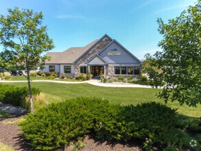 Building Photo - 775 Southwind Dr