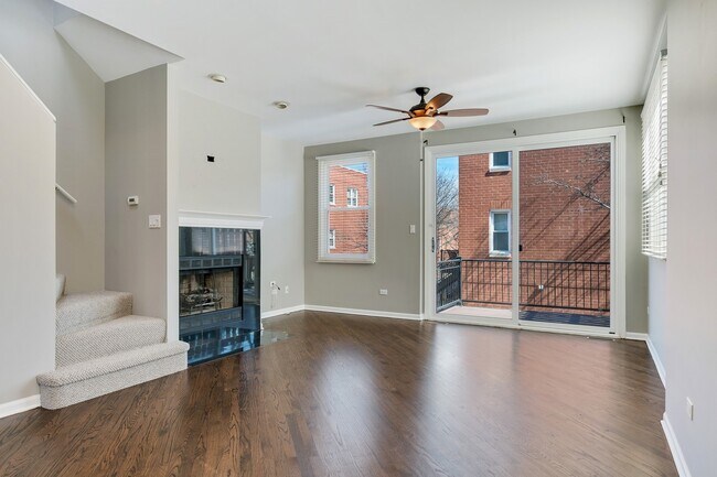 Building Photo - 2801 N Wolcott Ave