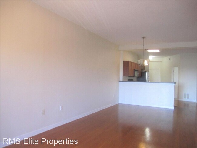 Building Photo - 2 br, 2 bath House - 316 8th St S Unit 301