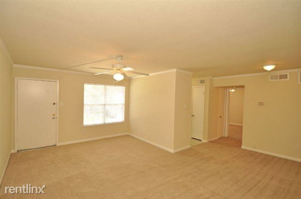 Building Photo - 9700 Glenfield Ct