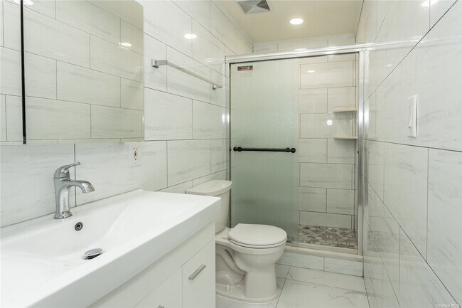 Foto del edificio - 90-40 Corona Ave.