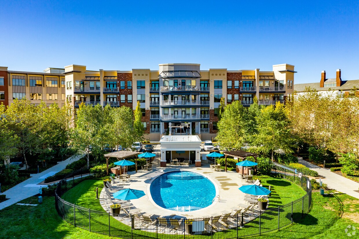 The Residences at Park Place Apartments Leawood, KS