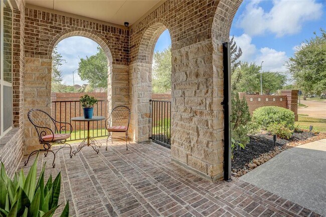 Building Photo - 10727 Stone Isle Ct