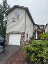 Building Photo - 1444 Four Seasons Dr
