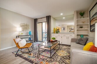 Building Photo - Northpointe Village