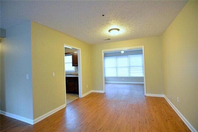 Foto del edificio - 294 E Burns Ct SW