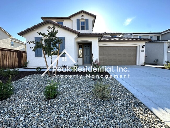 Building Photo - Brand New West Roseville 4bd/3.5ba with Se...