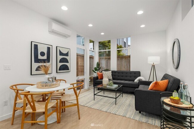 Foto del edificio - 8508 18th Ave NW