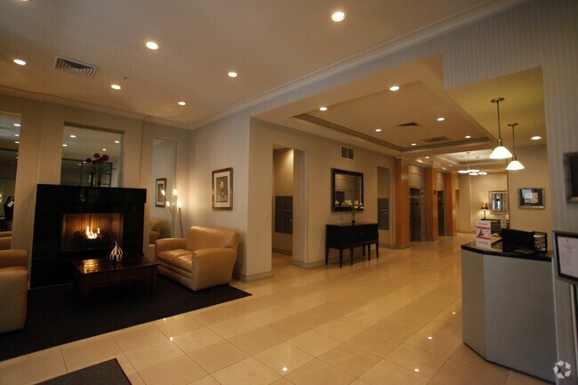 Lobby with 24/7 Concierge - 414 Water St