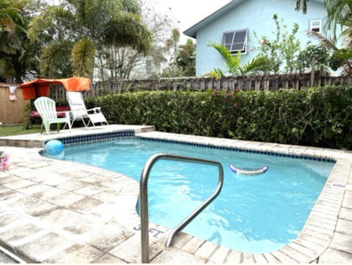 Primary Photo - 3101 Florida Blvd