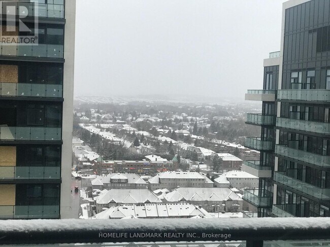 Building Photo - 75 Oneida Crescent