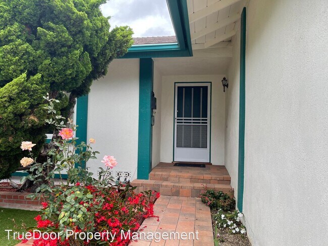 Building Photo - 4 br, 2 bath House - 21592 Hanakai Ln
