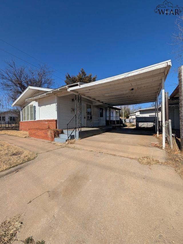 Building Photo - 2406 Avenue E