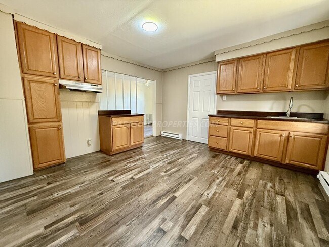 Foto del edificio - 333 E Locust St