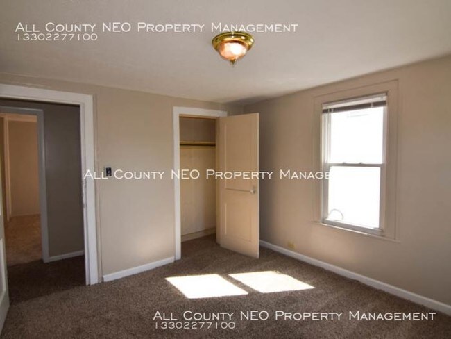 Building Photo - 2 bedroom in Akron OH 44306