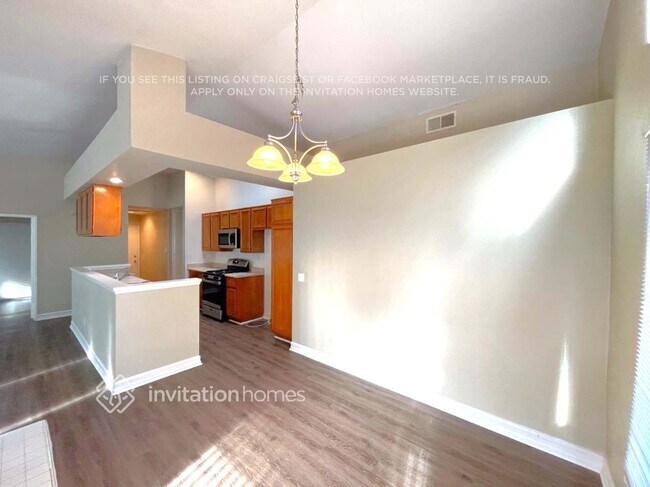 Foto del edificio - 22802 Springdale Dr