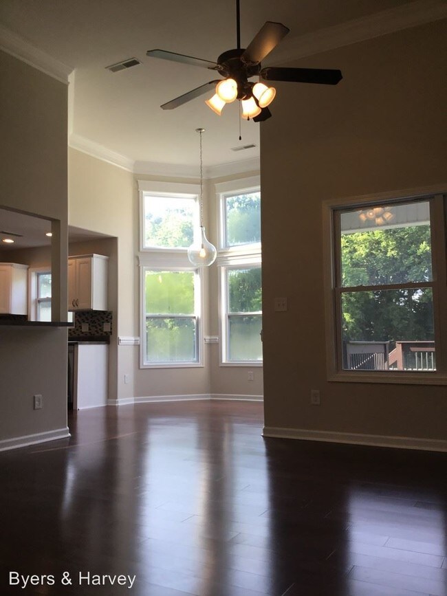 Building Photo - 3 br, 2.5 bath House - 1378 Bruceton Drive