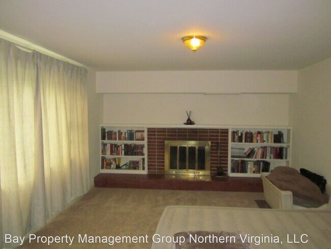 Foto del edificio - 3 br, 3 bath House - 932 ASHTON ST N.