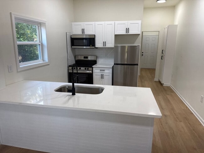 Foto del edificio - 3Bed 2Bath Home