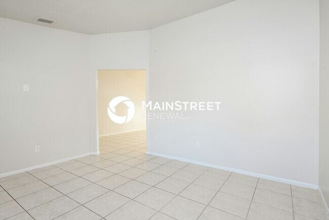 Foto del edificio - 3 Bedroom Pet-Friendly Home in OCOEE, FL with Main Street Renewal