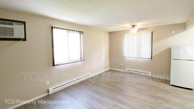 Foto del edificio - 2402 Marquette Rd