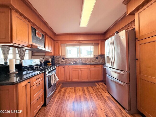 Foto del edificio - 4031 Hillview Rd