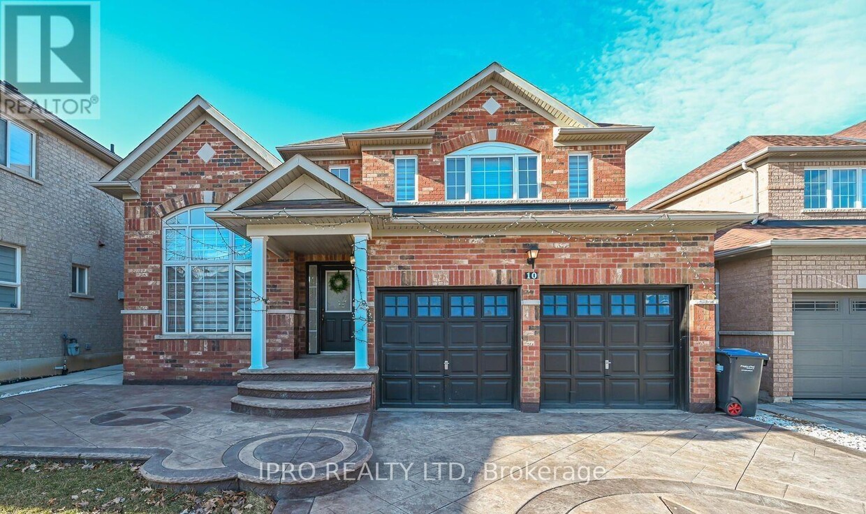 Photo principale - 10 Reynolds Ave
