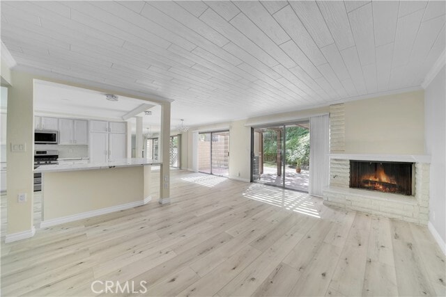 Building Photo - 5616 E Vista Del Valle