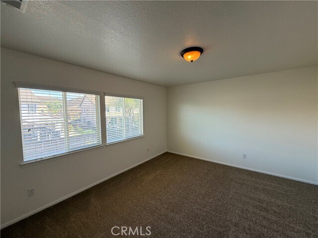 Foto del edificio - 27692 Dogwood St