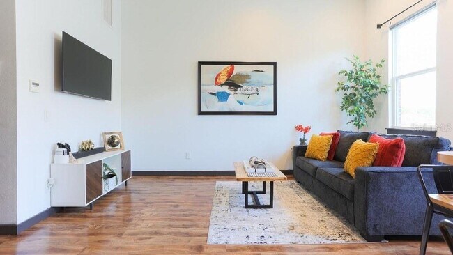 Foto del edificio - 2004 N Howard Ave