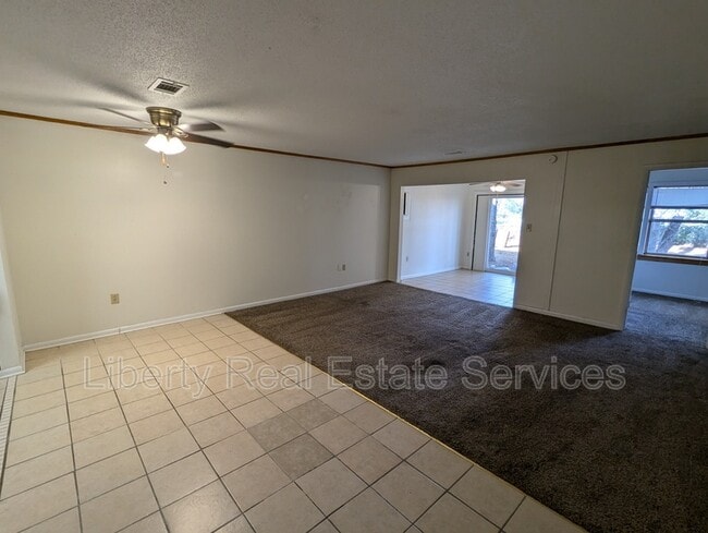 Building Photo - 102 Cherokee Cir