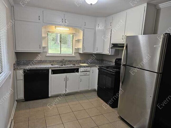 Foto del edificio - 1153 Bowman Rd