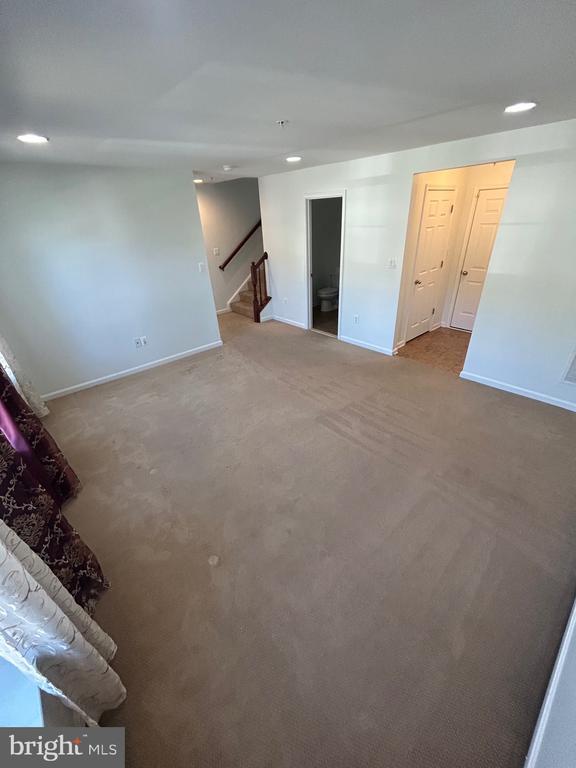 Building Photo - 2871 Burrows Ln